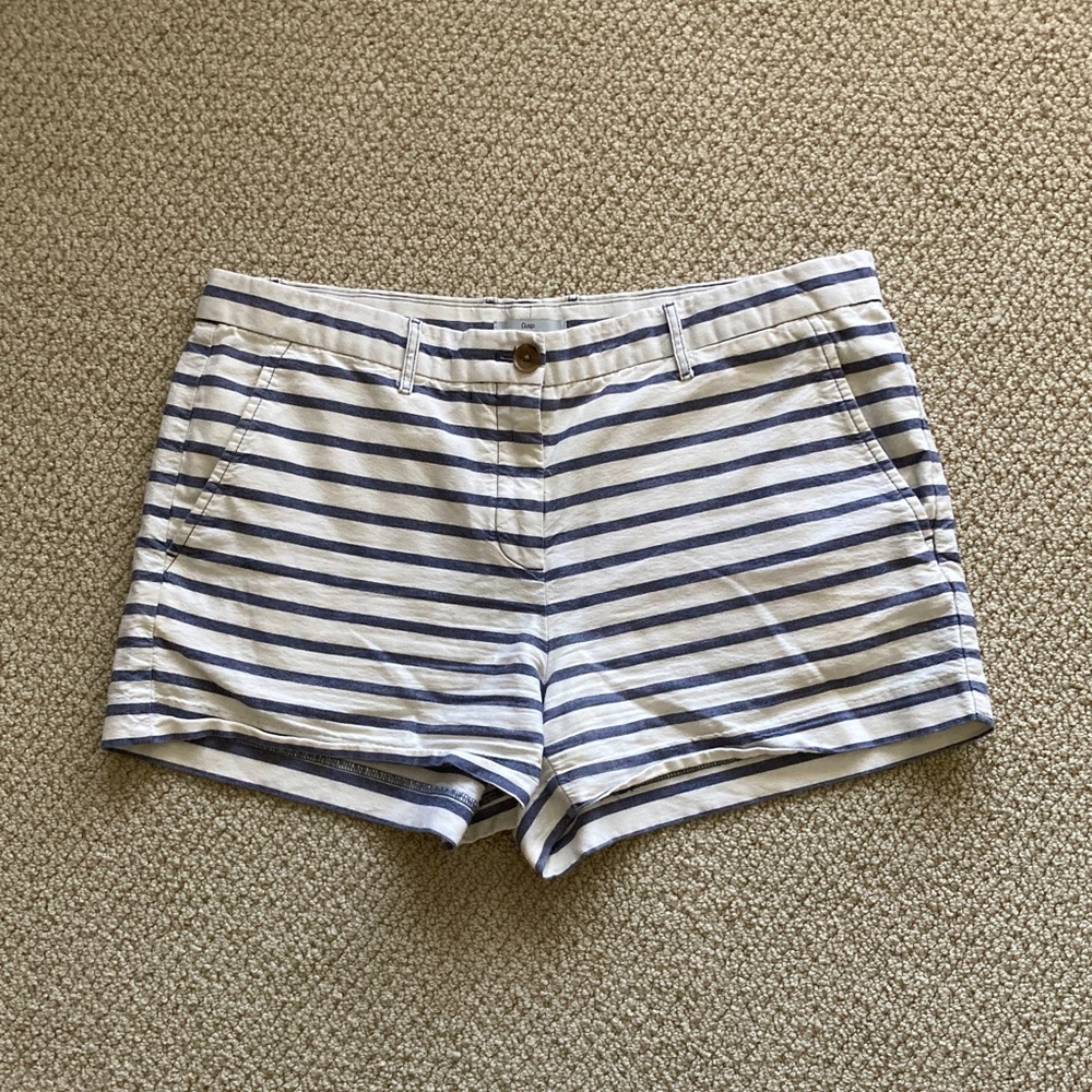 Gap Striped Chino Shorts 2.75” Size 8 Blue White Preppy 100% Cotton EUC